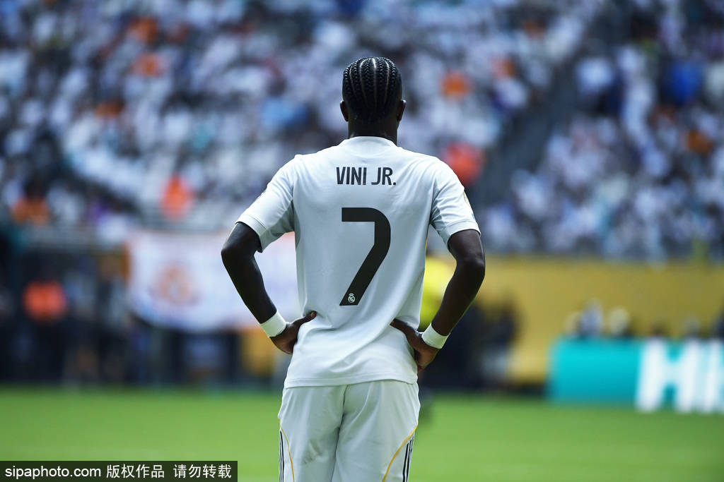 冰岛女子甲组联赛_皇马vs尤文0-0僵持冰岛女子甲组联赛!迪格雷戈里奥神扑救命 贝林厄姆错失良机