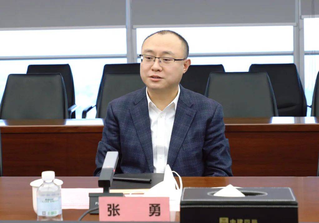 皇冠信用网在线申请_海南省委决定:海口市市长丁晖交流到其他岗位任职皇冠信用网在线申请,张勇到海口任职