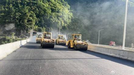 意大利(女) vs德国(女)_川A大军注意意大利(女) vs德国(女)!国庆成都有望4小时飙拢九寨沟