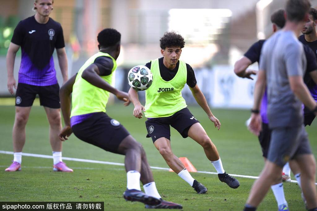 富山胜利vs熊本深红_曼联尴尬了!2500万买了俩支升班马都不要的门将富山胜利vs熊本深红,原因曝光太扎心