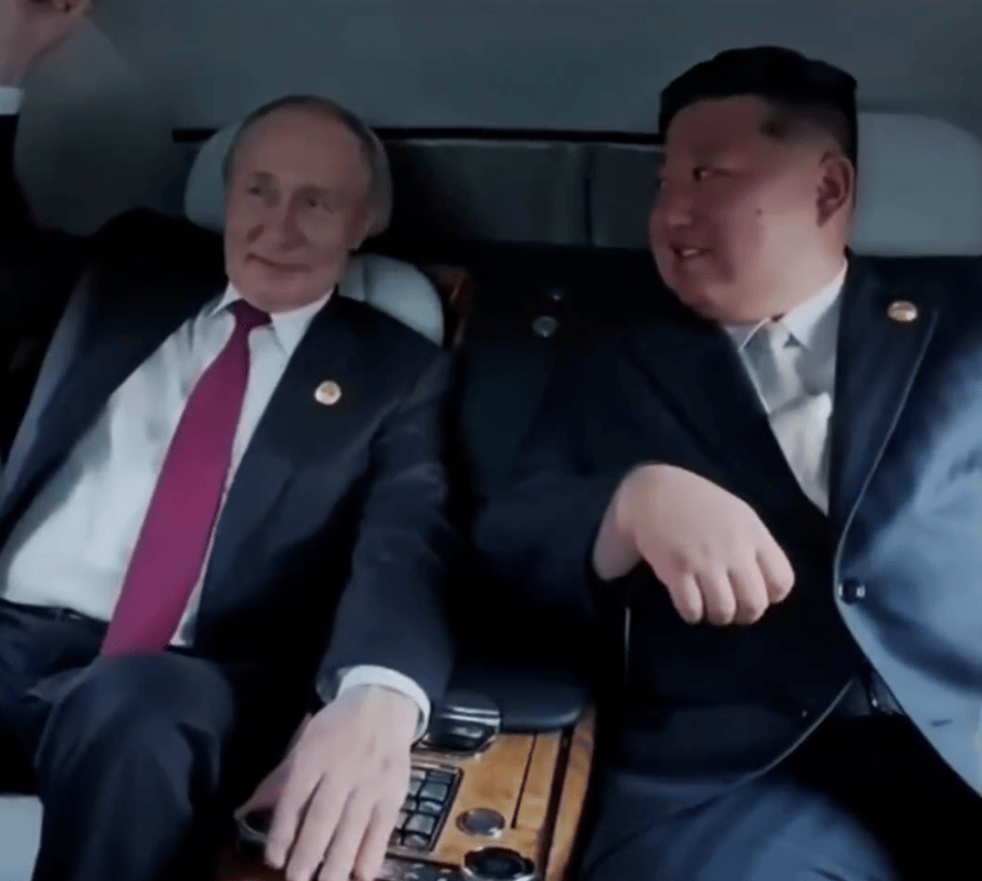 京都不死鸟vs冈山绿雉_朝鲜电视台播出金正恩出席九三阅兵纪录片京都不死鸟vs冈山绿雉,诸多场景首次披露