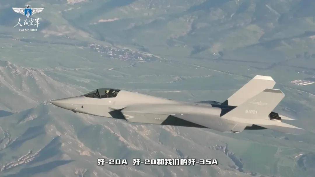 世界杯2026欧洲外围赛_中国歼-35最新画面世界杯2026欧洲外围赛!6枚中距弹、隐藏登机梯首次曝光!