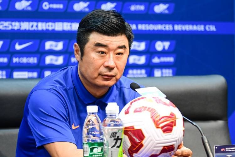 韩鹏:所有球员都很好展现了泰山精神法国甲组联赛,每次落后都没有放弃比赛 | 法国甲组联赛