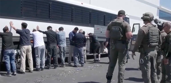 巴西乙组联赛 | “噩梦巴西乙组联赛!”被美拘留的韩国工人:不认为有人还想留在美国