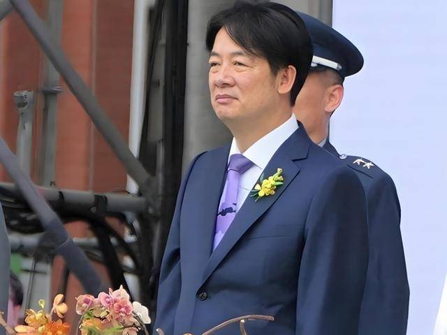 危地马拉全国联赛_福建舰穿越台海危地马拉全国联赛,美日紧急追踪,20万台军毫无反应?赖清德又改口