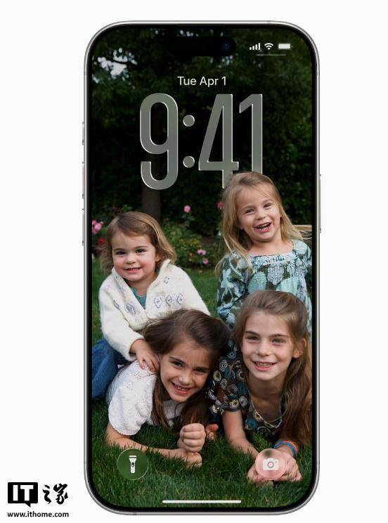 联赛杯(在美国和加拿大)_苹果 iOS 26 正式版推送:全新液态玻璃设计、AI 功能改进