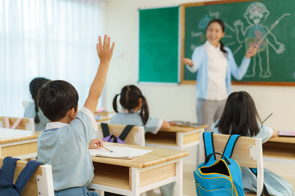 信用网怎么注册_幼师携带“地贫”基因被解聘信用网怎么注册,不合理的规定为啥必须执行