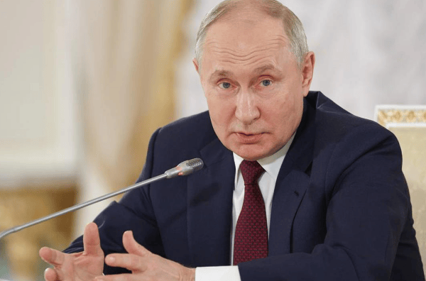 皇冠信用網代理如何申请_俄乌谈判有望了?北约32国开始行动皇冠信用網代理如何申请,俄罗斯内部矛盾爆发,普京“亲密盟友”突然辞职!