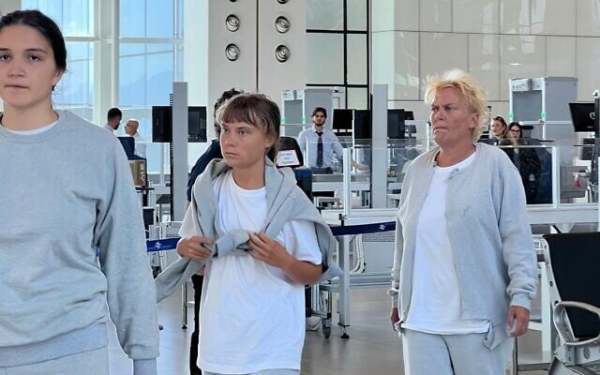 皇冠信用网结算日是哪天_以色列外交部:“环保少女”通贝里和其皇冠信用网结算日是哪天他170名活动人士已被驱逐出境