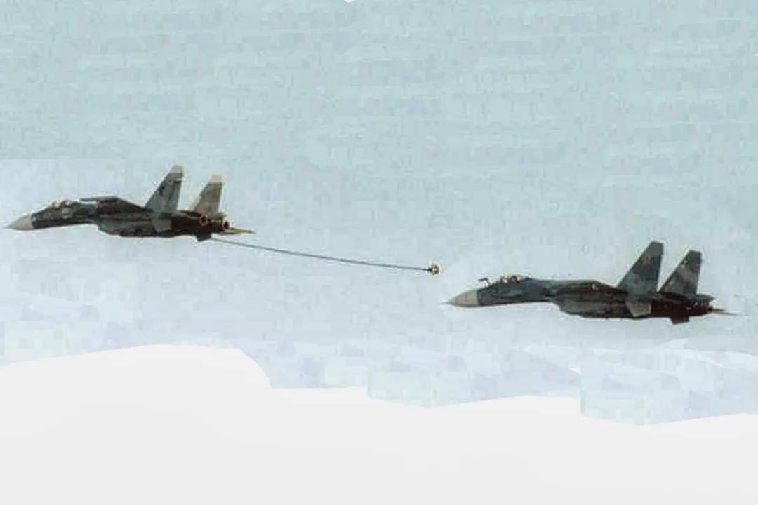 皇冠网址_央视官宣:歼-16可挂载副油箱皇冠网址!网友:航程加到7000公里有必要?