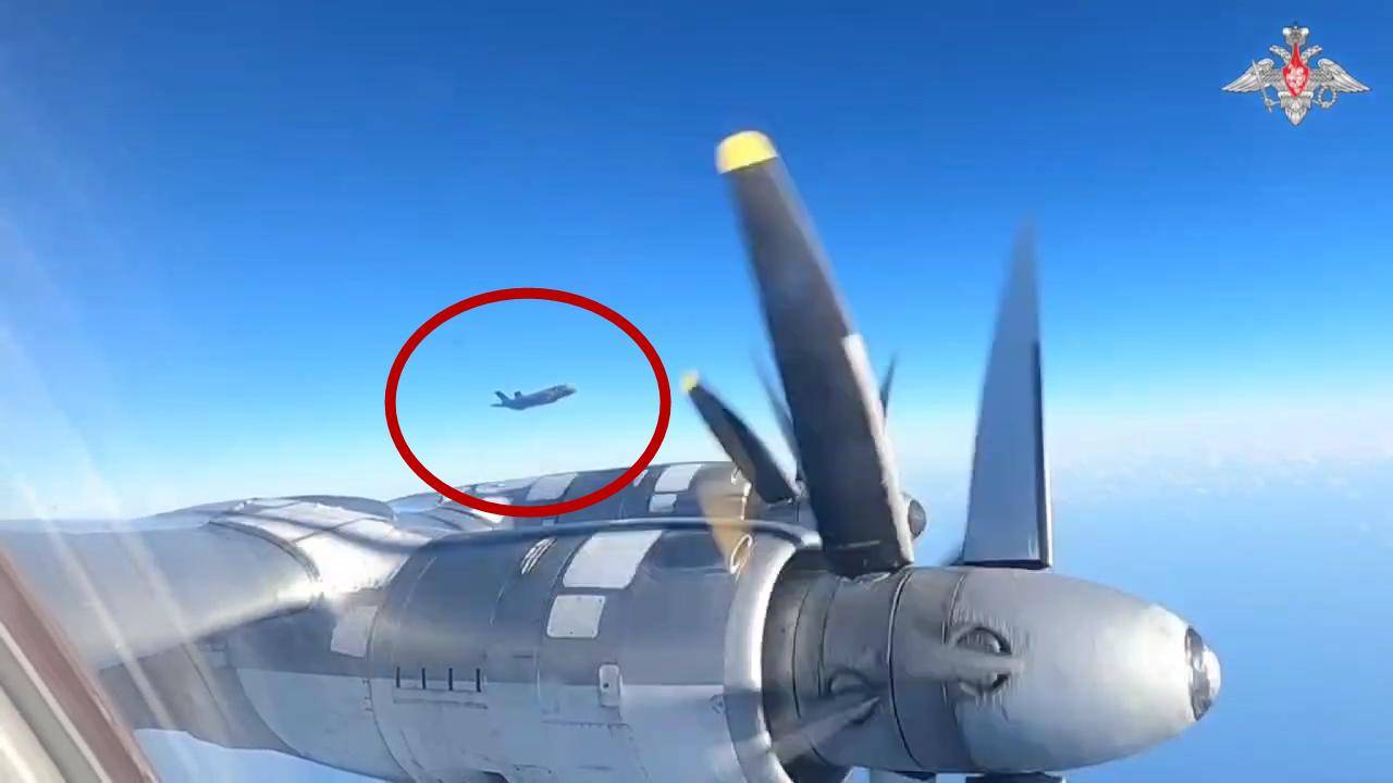 皇冠信用盘注册开通_俄方曝光皇冠信用盘注册开通,歼16首次对抗F35!全球最强四代重战,打遍美日五代机